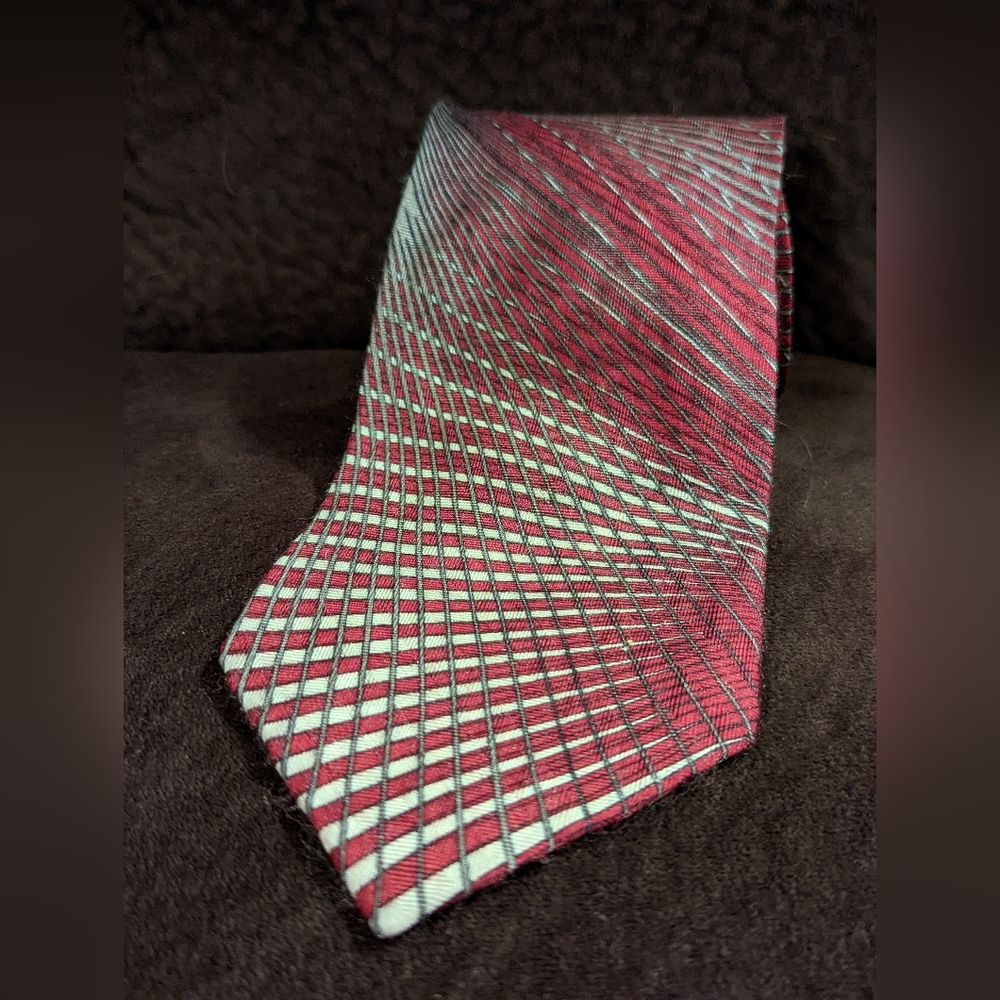 Format Silk Tie